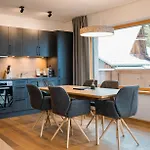 Apartman Puitalm & By Peak *