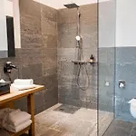 Puitalm & By Peak Apartman *