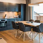Puitalm & By Peak Apartamento *