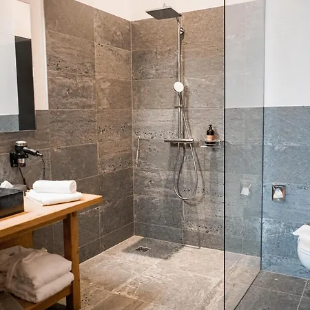 Puitalm & By Peak Apartamento *