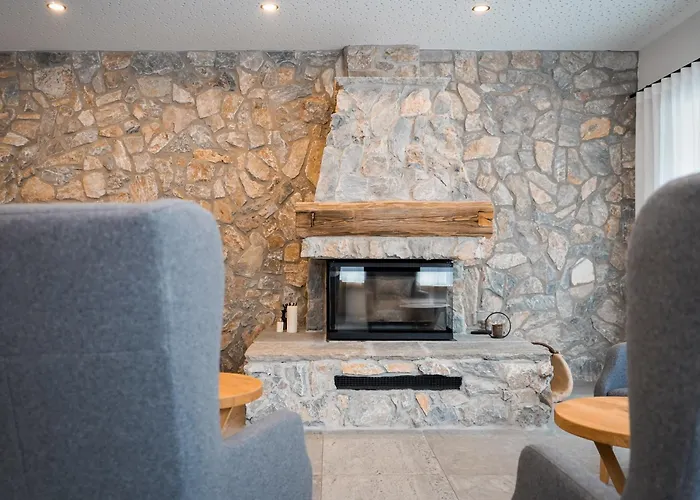 Puitalm & By Peak Daire