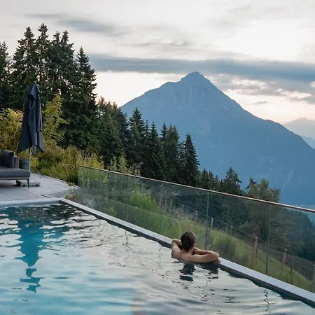 Puitalm & By Peak Arzl im Pitztal